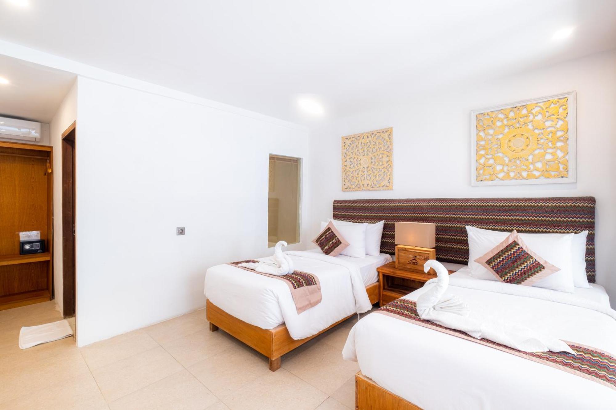 Amp Beach House Toyapakeh الغرفة الصورة